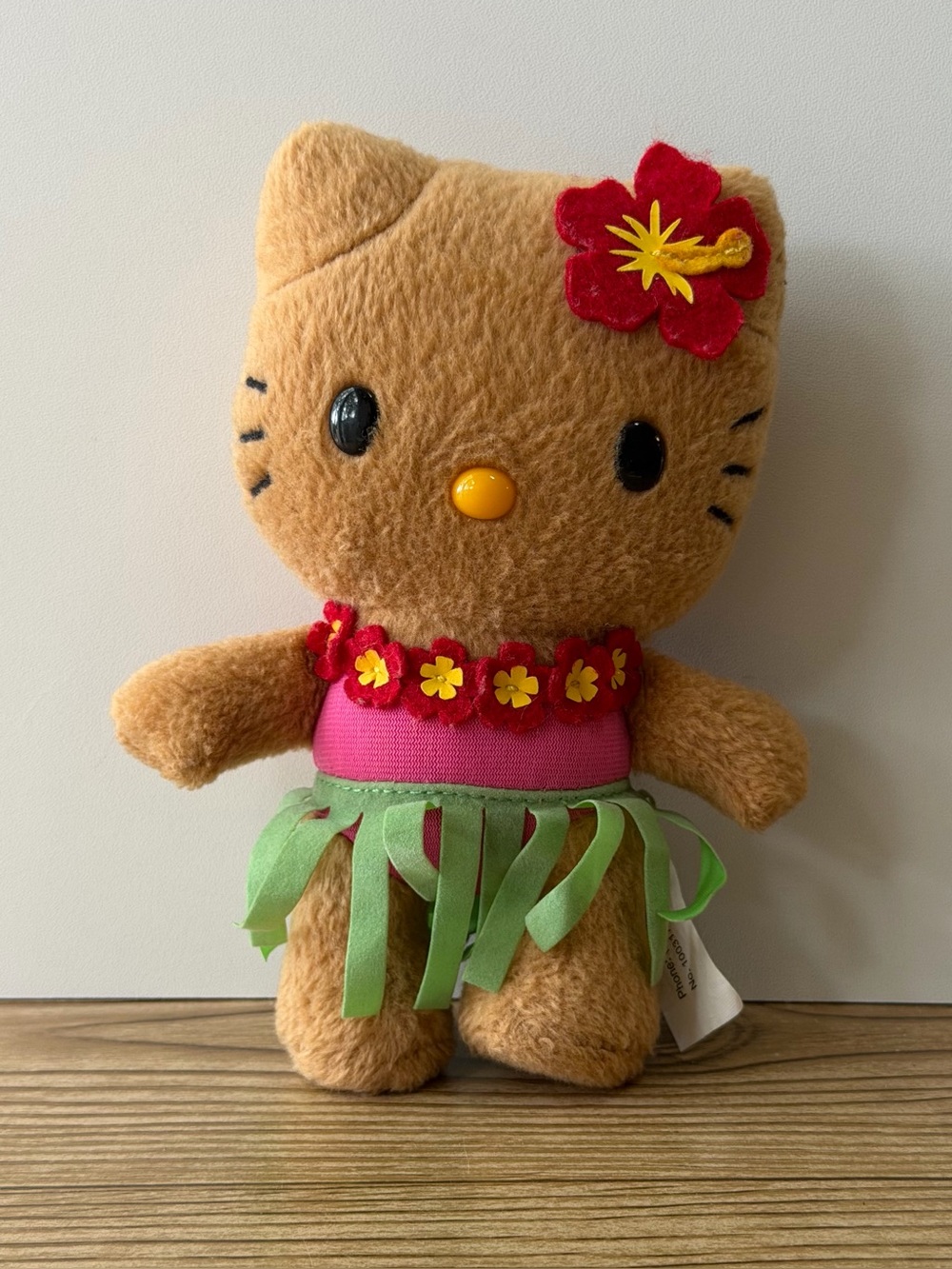 Hello Kitty Sanrio 2009 Honolulu Hawaii Small Hulu Girl Plush Stuffed Animal